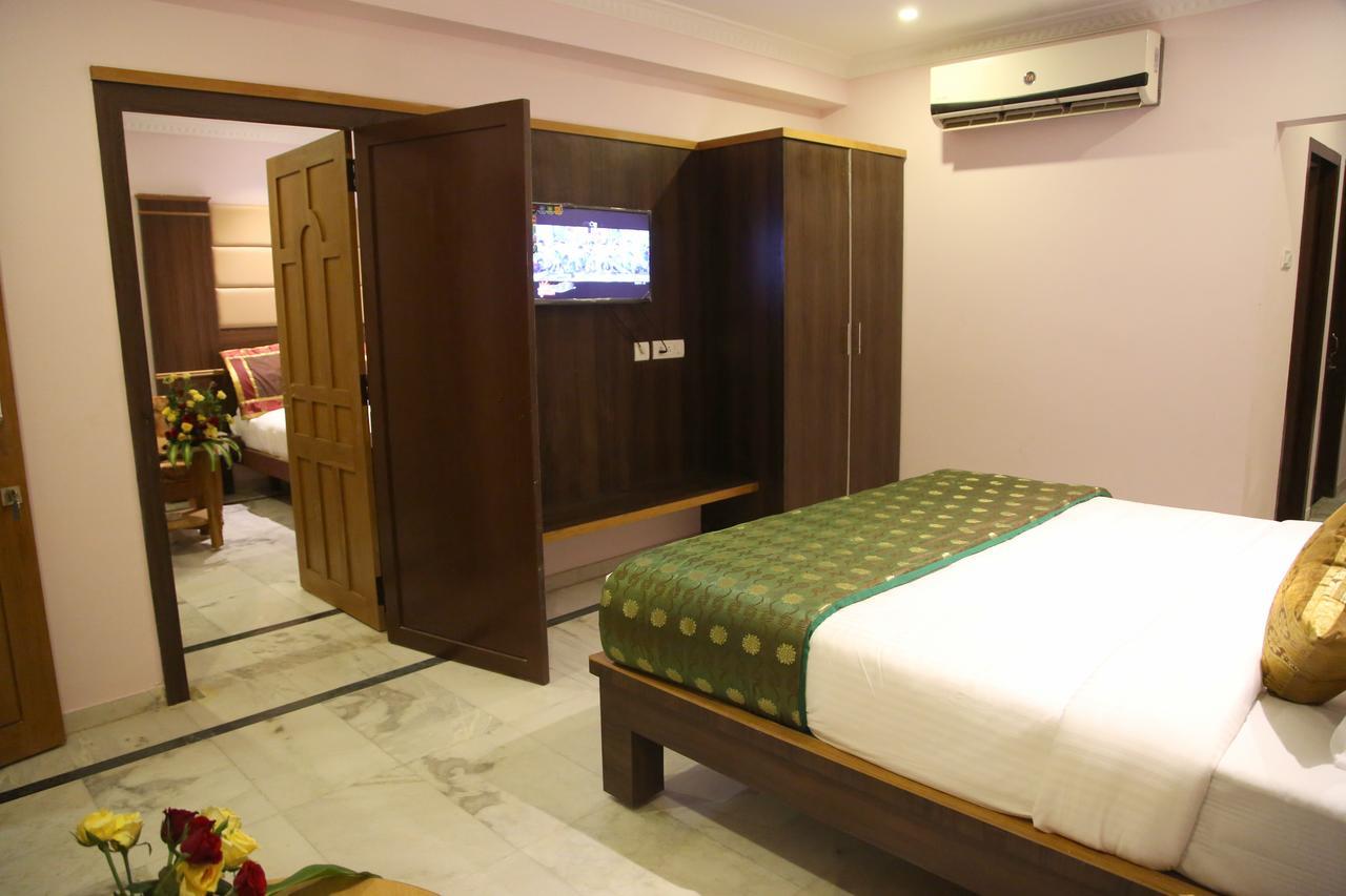 ป๊อปปี้ส์ เอส อี ที เรซิเดนซี กุมพาโกนัม Hotel ภายนอก รูปภาพ