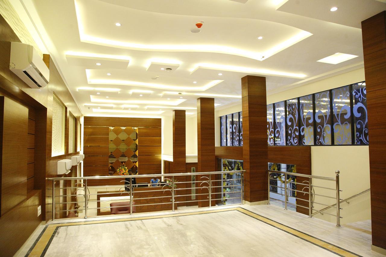 ป๊อปปี้ส์ เอส อี ที เรซิเดนซี กุมพาโกนัม Hotel ภายนอก รูปภาพ